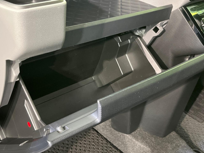 2019 Daihatsu Tanto 5BA-LA660S (UW-69f56b1473b0a)[20]