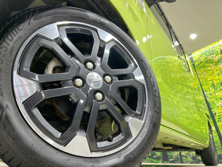 2016 Daihatsu Wake DBA-LA700S (UW-69f56b1582e72)[18]