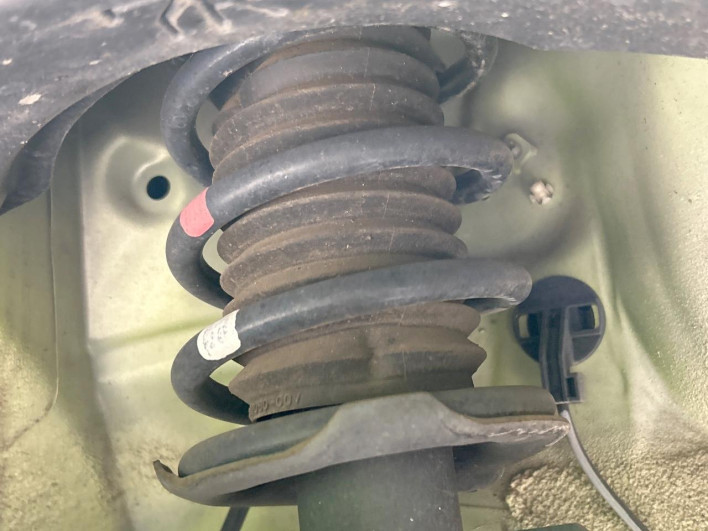 2016 Daihatsu Wake DBA-LA700S (UW-69f56b1582e72)[16]