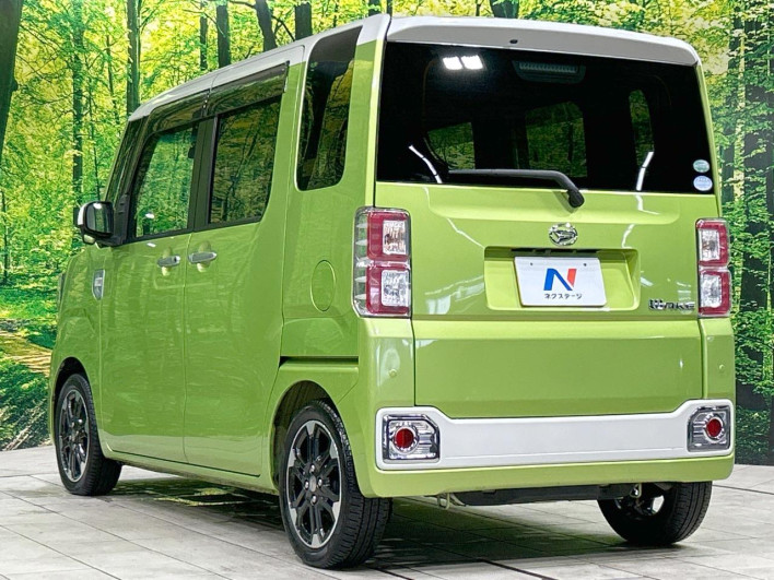 2016 Daihatsu Wake DBA-LA700S (UW-69f56b1582e72)[12]