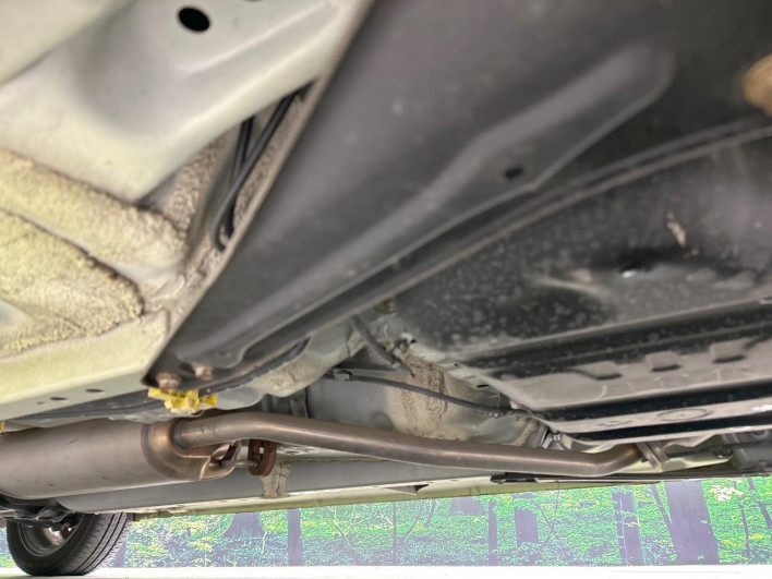 2016 Daihatsu Wake DBA-LA700S (UW-69f56b1582e72)[27]