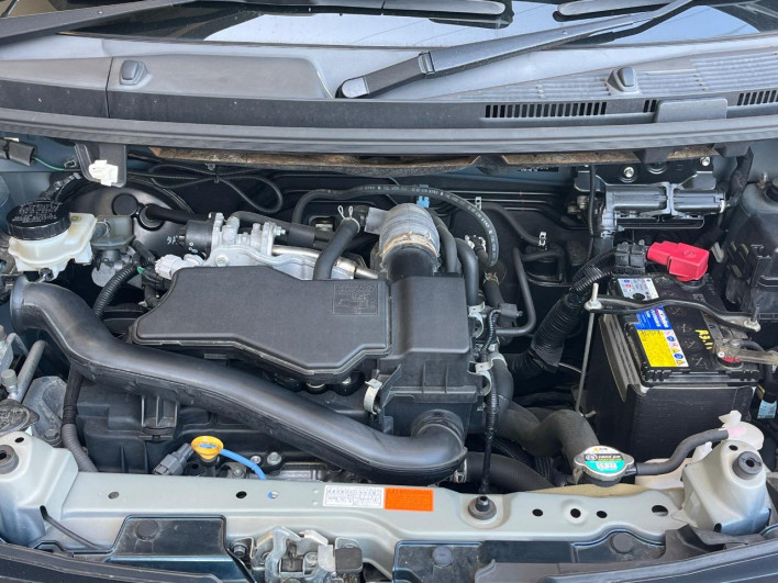 2017 Toyota Roomy DBA-M900A (UW-69f56b2565698)[22]