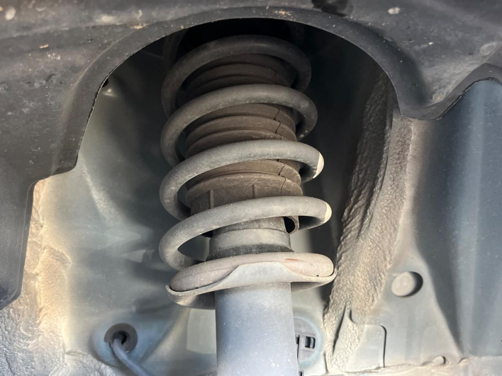 2017 Toyota Roomy DBA-M900A (UW-69f56b2565698)[7]