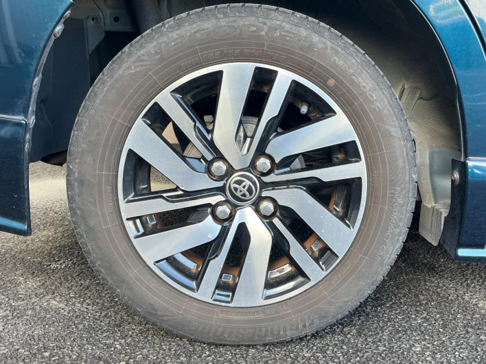 2017 Toyota Roomy DBA-M900A (UW-69f56b2565698)[9]