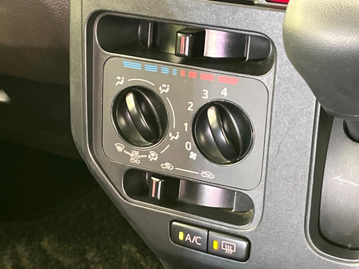 2021 Toyota Roomy 5BA-M900A (UW-69f56b2a4d40f)[24]