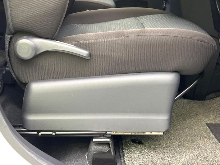 2021 Toyota Roomy 5BA-M900A (UW-69f56b2a4d40f)[22]