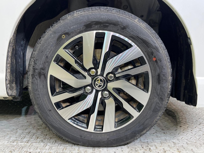 2021 Toyota Roomy 5BA-M900A (UW-69f56b2a6001e)[19]