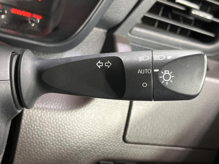2021 Toyota Roomy 5BA-M910A (UW-69f56b30c69ee)[28]