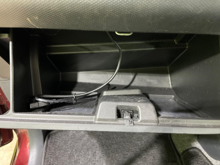 2013 Suzuki Solio DBA-MA15S (UW-69f56b310733f)[17]
