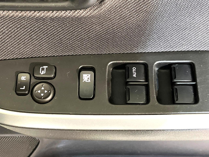 2017 Suzuki Solio DAA-MA36S (UW-69f56b326d4ec)[8]