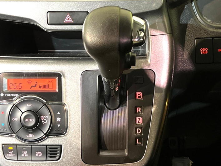 2017 Suzuki Solio DAA-MA36S (UW-69f56b326d4ec)[17]