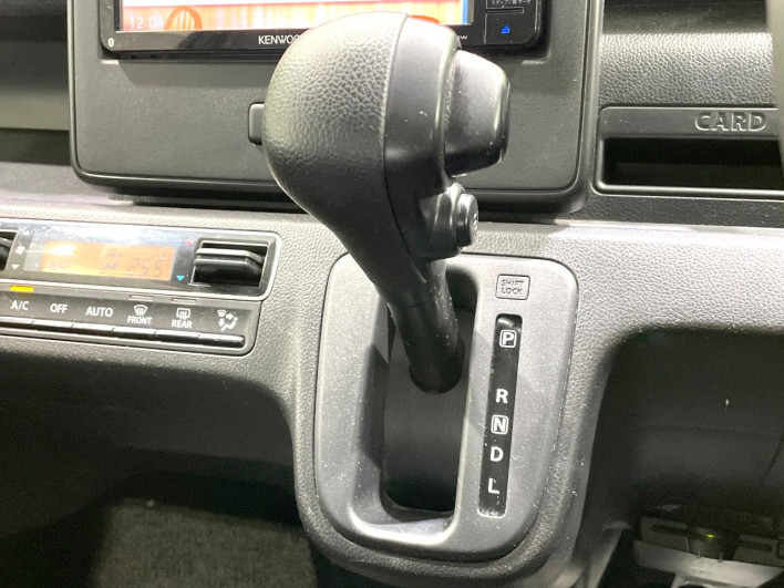 2018 Suzuki Wagon R DAA-MH55S (UW-69f56b4310a37)[13]