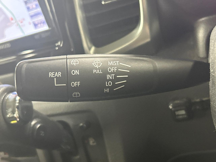 2013 Suzuki Spacia Custom DBA-MK32S (UW-69f56b4633ee5)[7]