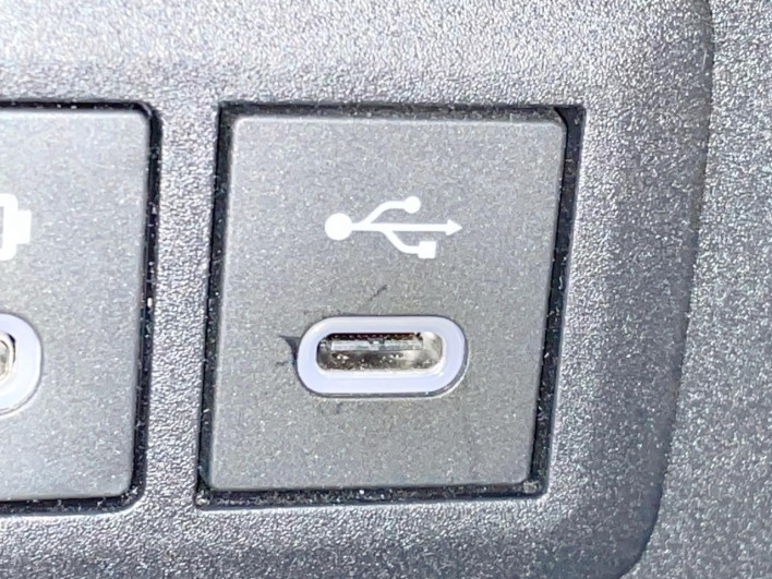2023 Toyota Harrier 6BA-MXUA85 (UW-69f56b7b66615)[24]