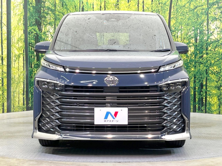 2022 Toyota Voxy 6BA-MZRA90W (UW-69f56b8369ede)[14]