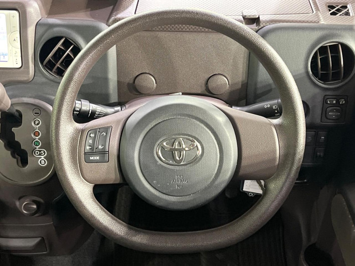 2013 Toyota Spade DBA-NCP141 (UW-69f56b87d618f)[28]