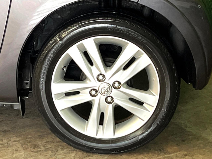 2009 Toyota iQ DBA-NGJ10 (UW-69f56b8a1e4f5)[8]