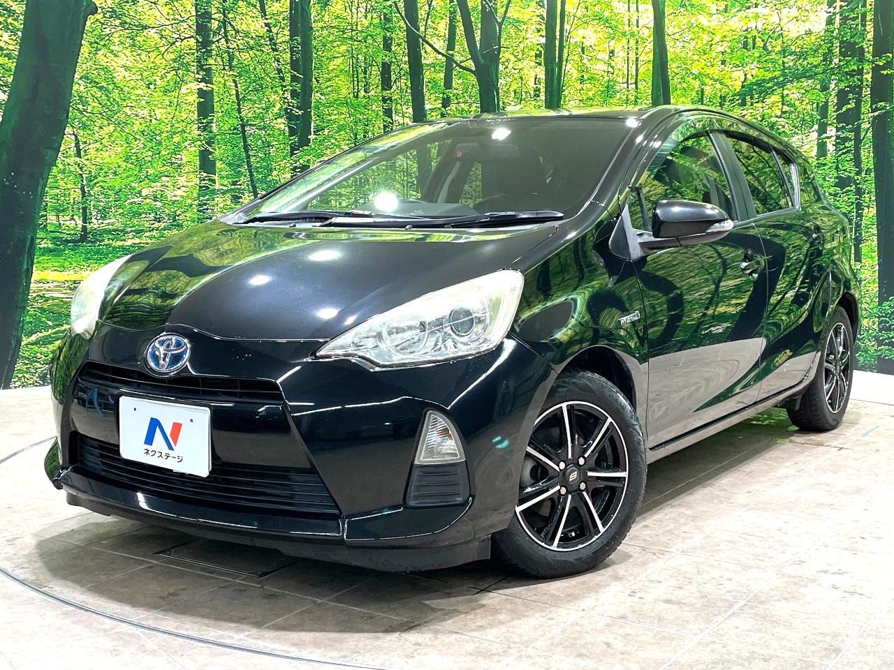 2014 Toyota Aqua DAA-NHP10