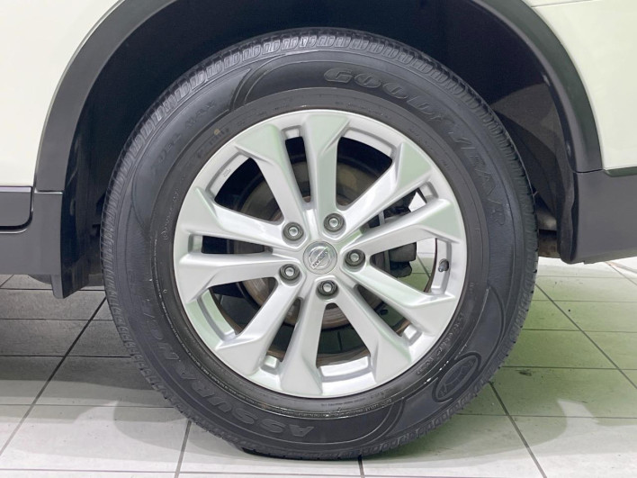 2016 Nissan X-Trail DBA-NT32 (UW-69f56b9a0f82a)[26]