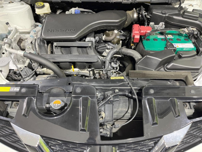2016 Nissan X-Trail DBA-NT32 (UW-69f56b9a0f82a)[4]