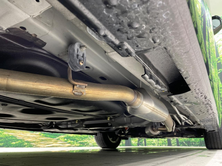 2022 Honda Step Wagon 6AA-RP8 (UW-69f56ba15337a)[26]
