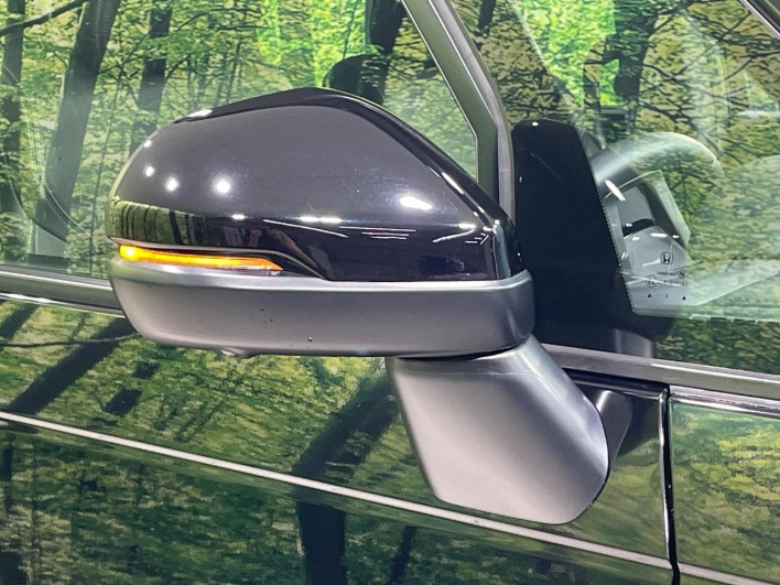 2022 Honda Step Wagon 6AA-RP8 (UW-69f56ba15337a)[5]