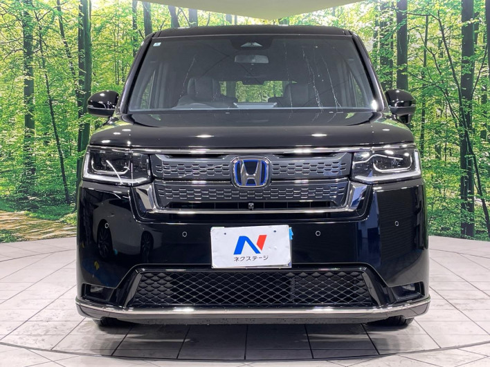 2022 Honda Step Wagon 6AA-RP8 (UW-69f56ba15337a)[16]