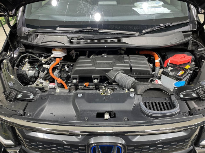 2022 Honda Step Wagon 6AA-RP8 (UW-69f56ba15337a)[4]