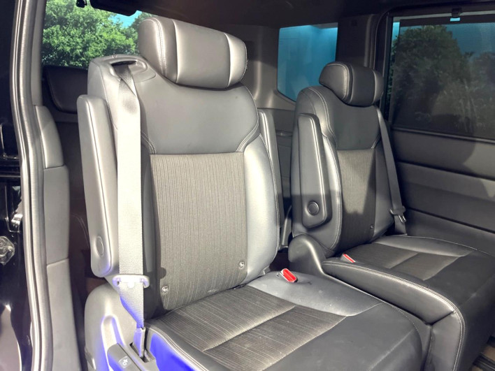 2022 Honda Step Wagon 6AA-RP8 (UW-69f56ba1b0c35)[29]
