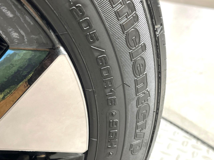 2022 Honda Step Wagon 6AA-RP8 (UW-69f56ba1b0c35)[20]