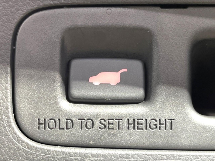 2022 Honda Step Wagon 6AA-RP8 (UW-69f56ba1b0c35)[9]