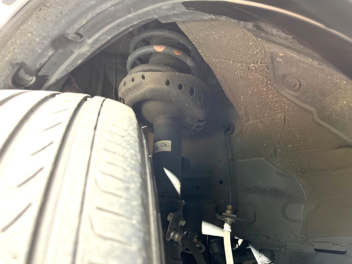 2022 Honda Step Wagon 6AA-RP8 (UW-69f56ba1b0c35)[21]