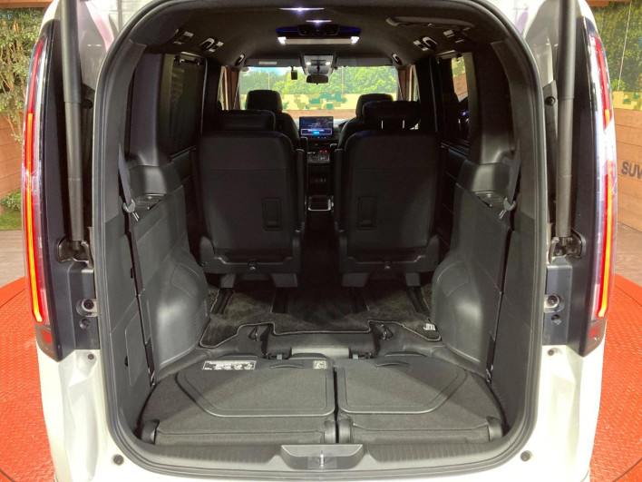 2023 Honda Step Wagon 6AA-RP8 (UW-69f56ba243dca)[25]