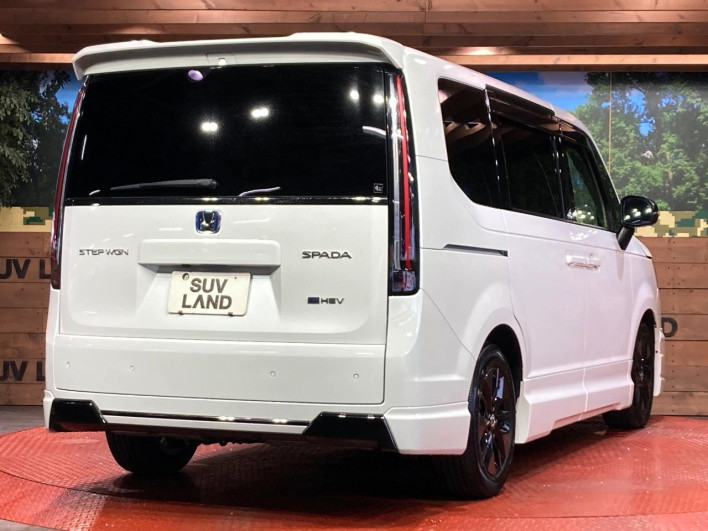 2023 Honda Step Wagon 6AA-RP8 (UW-69f56ba243dca)[15]