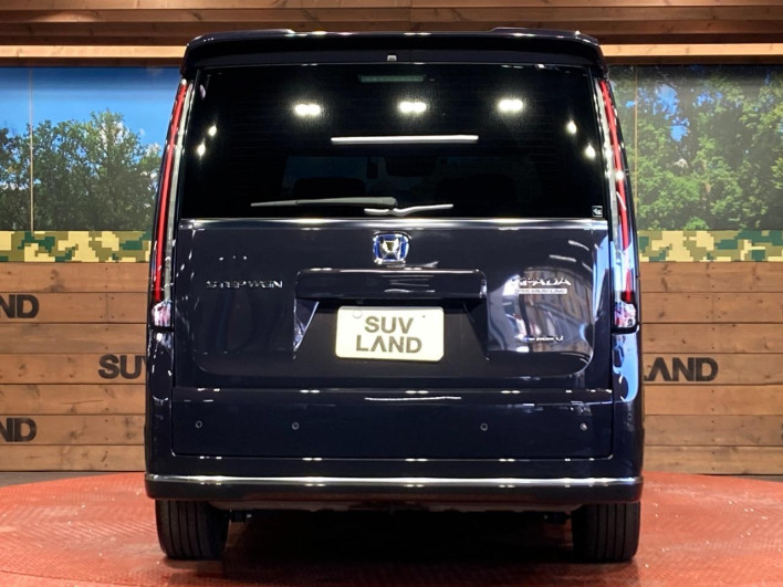 2023 Honda Step Wagon 6AA-RP8 (UW-69f56ba30adcf)[18]