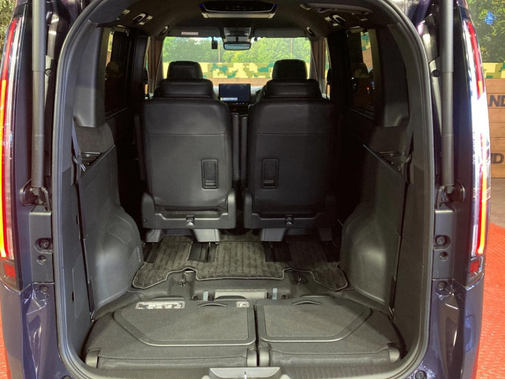 2023 Honda Step Wagon 6AA-RP8 (UW-69f56ba30adcf)[27]