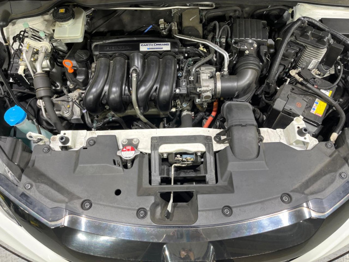 2016 Honda VEZEL DAA-RU3 (UW-69f56ba44af78)[4]