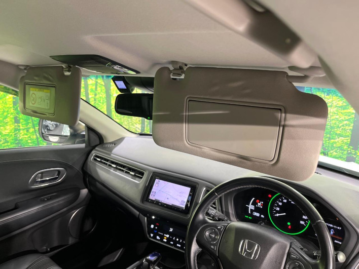 2016 Honda VEZEL DAA-RU3 (UW-69f56ba44af78)[23]
