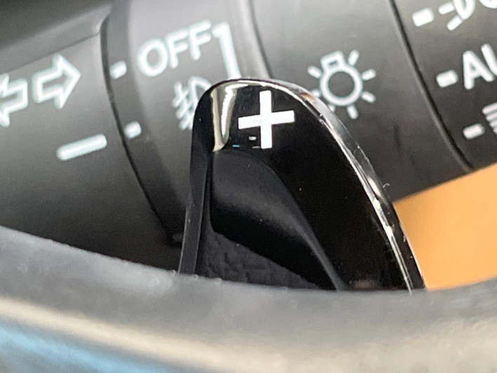2018 Honda VEZEL DAA-RU3 (UW-69f56ba49eab3)[18]