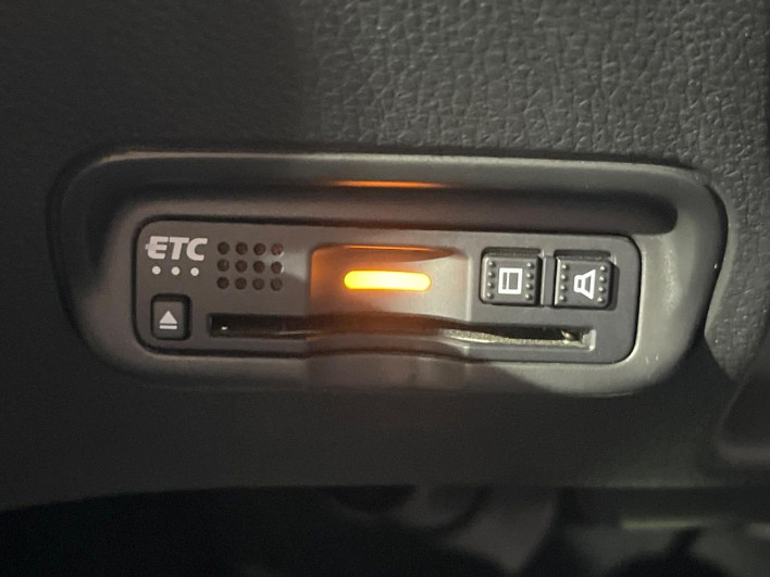 2018 Honda VEZEL DAA-RU3 (UW-69f56ba49eab3)[27]