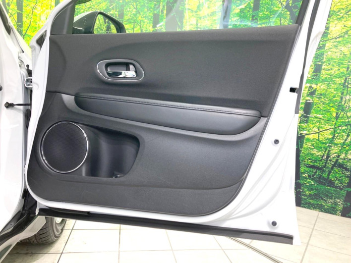 2018 Honda VEZEL DAA-RU3 (UW-69f56ba526440)[11]