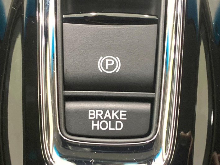 2018 Honda VEZEL DAA-RU3 (UW-69f56ba526440)[23]