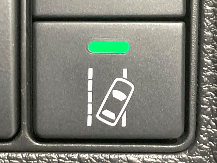 2018 Honda VEZEL DAA-RU3 (UW-69f56ba526440)[15]