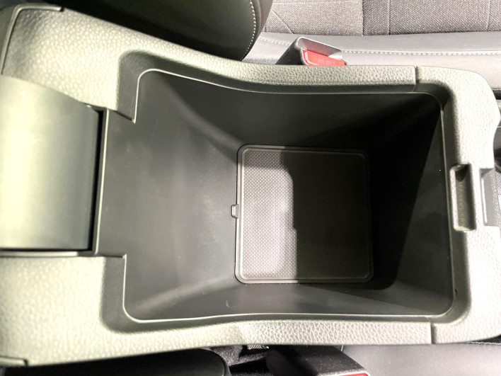 2021 Honda VEZEL 6AA-RV5 (UW-69f56ba6d9a21)[19]