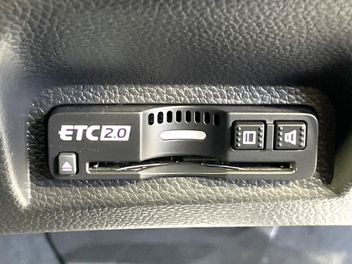 2021 Honda VEZEL 6AA-RV5 (UW-69f56ba6d9a21)[27]