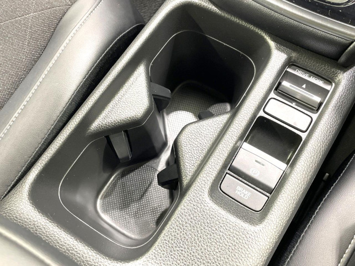 2021 Honda VEZEL 6AA-RV5 (UW-69f56ba6d9a21)[18]
