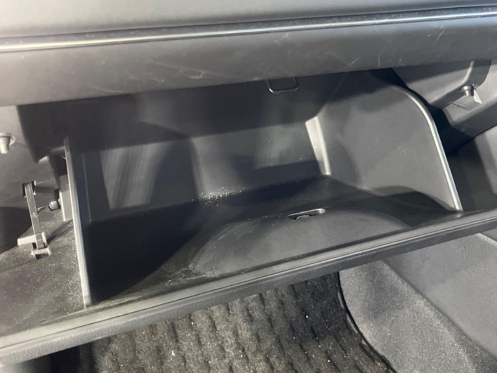 2021 Honda VEZEL 6AA-RV5 (UW-69f56ba724445)[23]