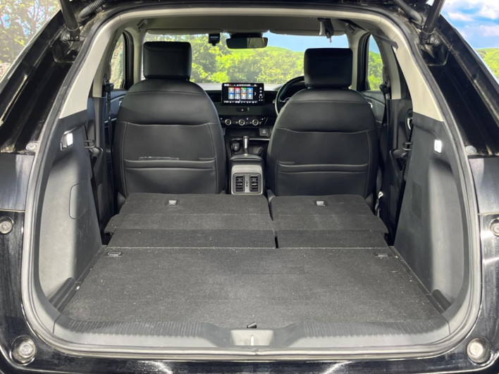 2021 Honda VEZEL 6AA-RV5 (UW-69f56ba724445)[29]