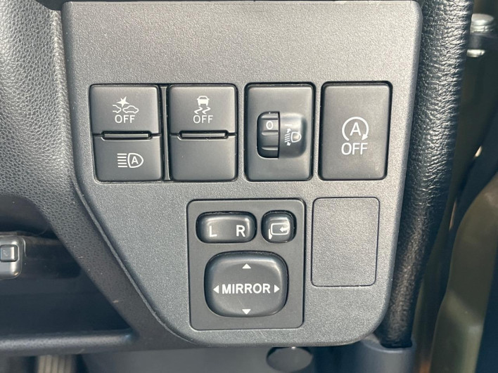 2019 Daihatsu Daihatsu Hijet Cargo EBD-S331W (UW-69f56bb223eb0)[14]