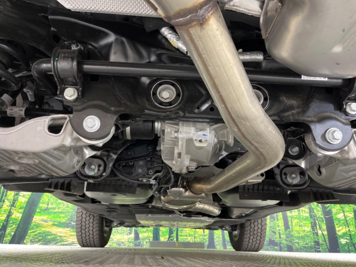 2025 Land Rover Defender 3CA-LE62WCB (UW-69f56bb57b9d8)[27]